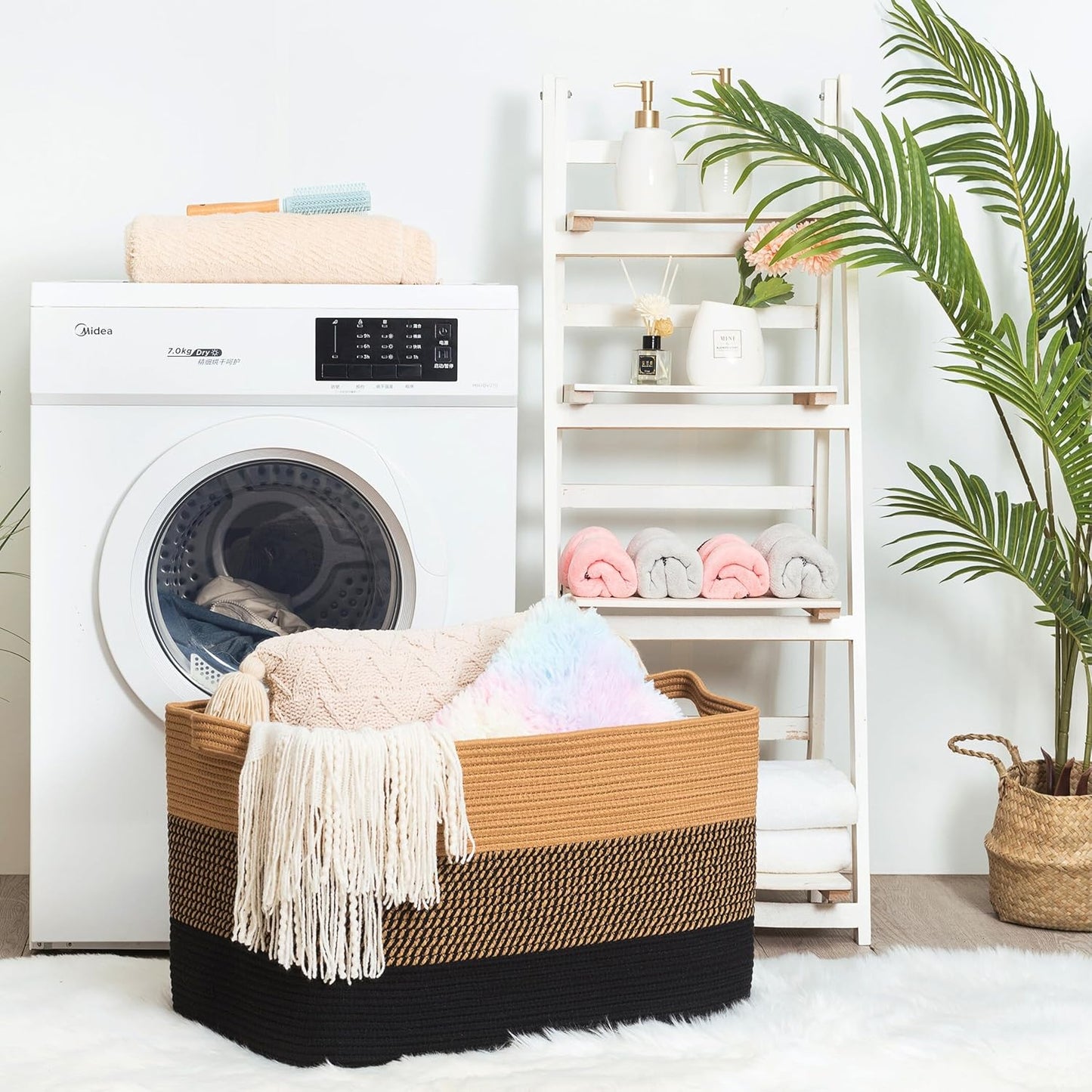 MINTWOOD Design 22in Extra Large Blanket Basket Holder for Living Room, Rectangle Rope Woven Storage Bin with Handles for Laundry, Pool Towels, and Shoes, Dog Toy Box Organizer, Black Jute